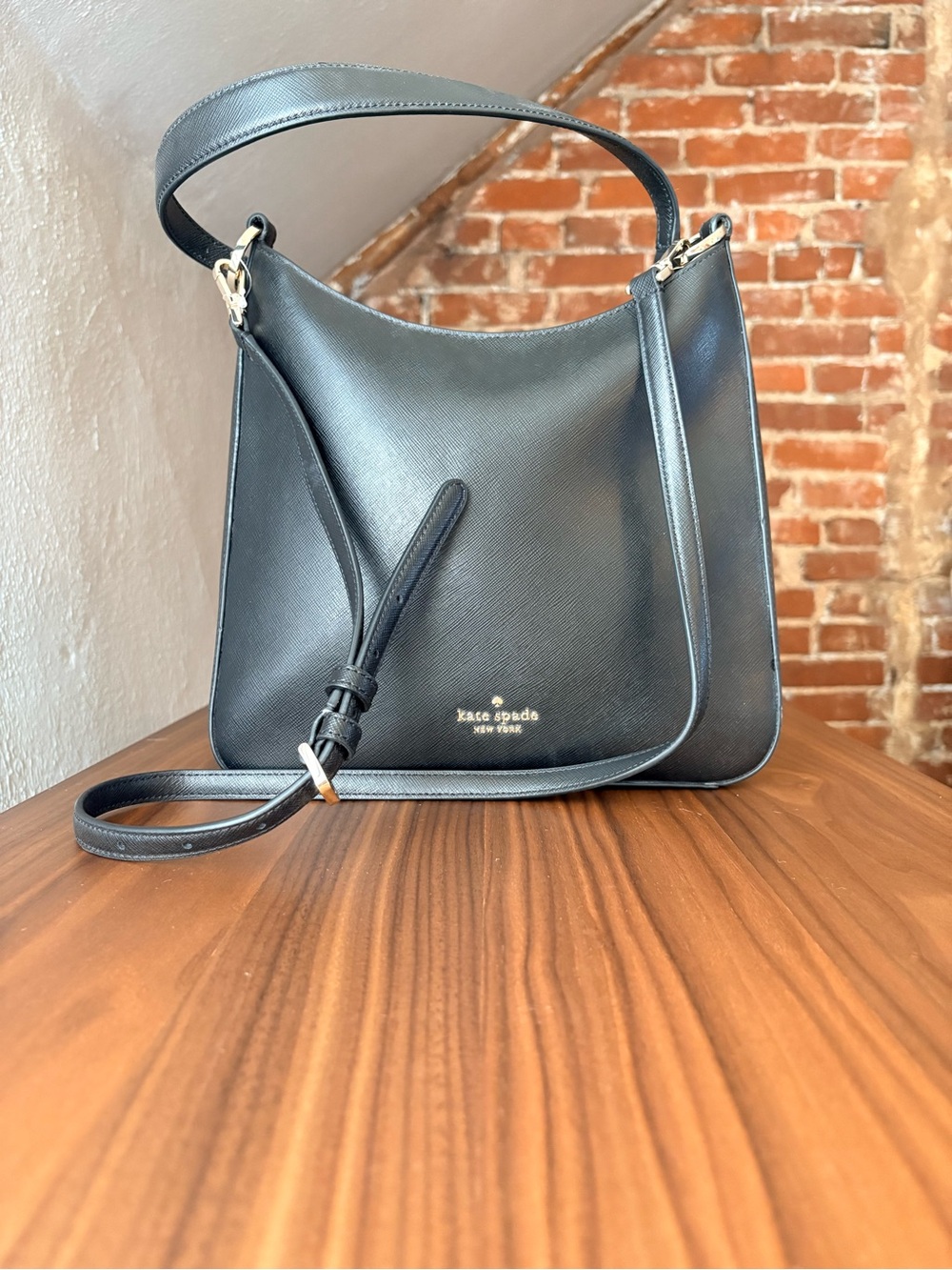 Kate Spade Black Saffiano Leather Shoulder Bag Crossbody – Never Used